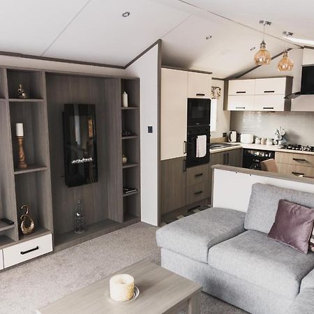 Atlas Ovation Lodge Auchterarder Eksteriør billede